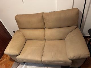 Sofá 2 plazas beige