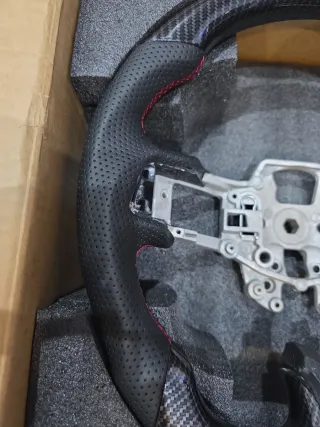 Volante Fibra Carbono Rojo Mustang Models V6 GT