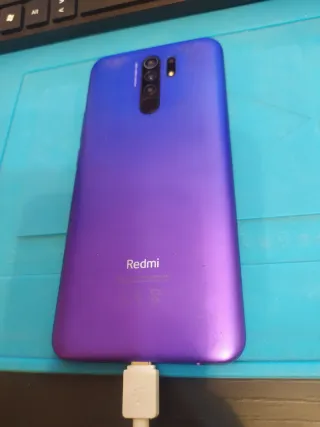 Xiaomi Redmi 9 Morado Impecable