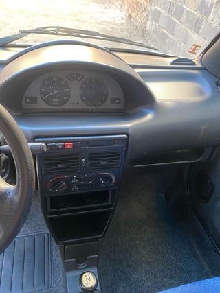 Grecav eke  Coche sin carnet 2001