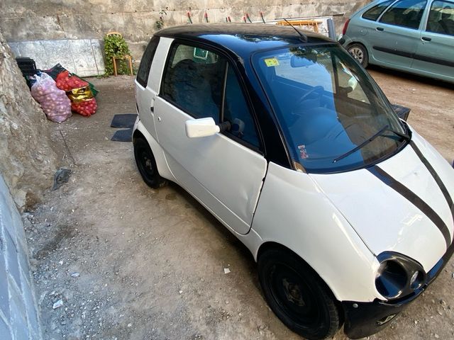 Grecav eke  Coche sin carnet 2001