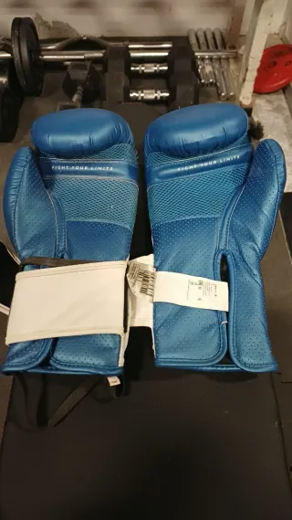 Guantes de boxeo Decathlon Outshock 14oz