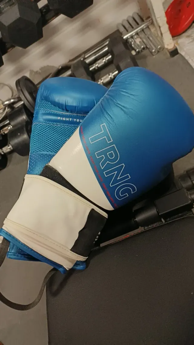 Guantes de boxeo Decathlon Outshock 14oz