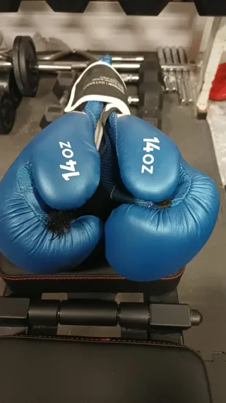 Guantes de boxeo Decathlon Outshock 14oz