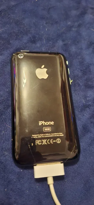 iPhone 3G S Apple