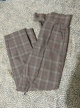 Pantalón de pinza gris a cuadros