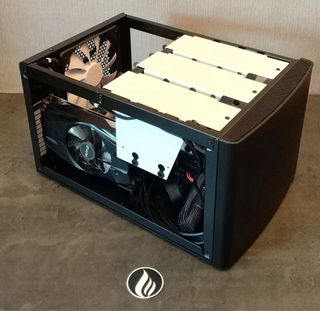 Fractal Node 304 + Fuente beQuiet 300W