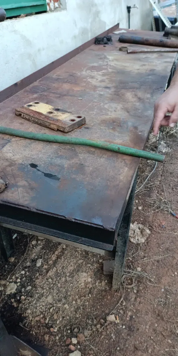 Mesa o banco de trabajo con torno 120 Chade 0.6 mm