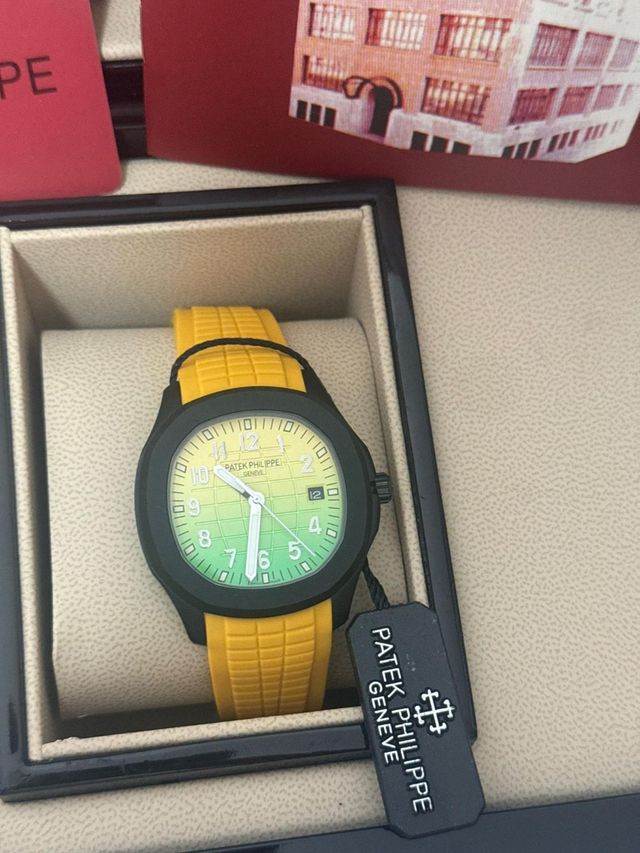 Reloj Patek Philippe Verde y Amarillo