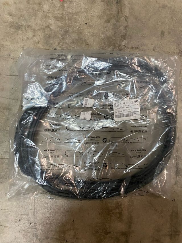 Gomas Puerta Cupra Formentor