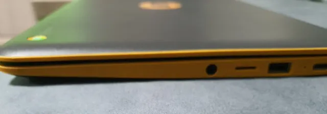 HP QCNFA344A Táctil