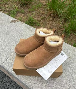 Botas Classic Ultra Mini