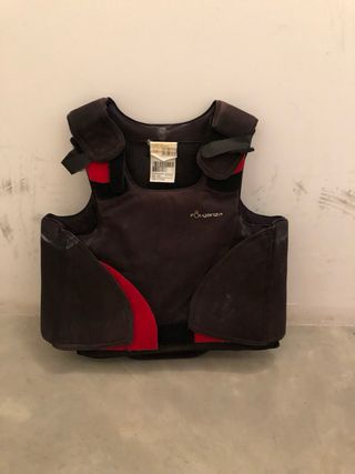 Conjunto hípica: Casco y Botas y chaleco