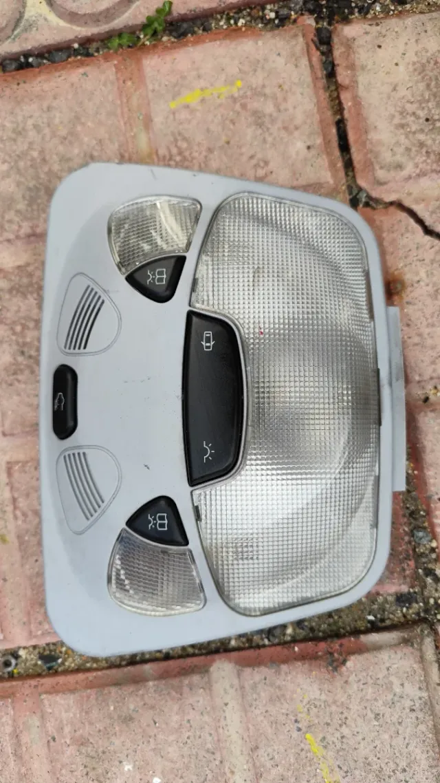 Plafón luz Mercedes Clase C W203
