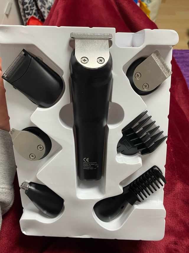 Recortadora de barba y pelo recargable