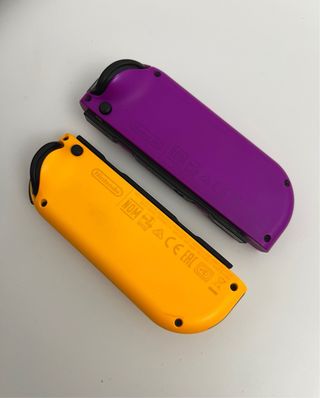 Joycons Nintendo Switch Morado y Amarillo