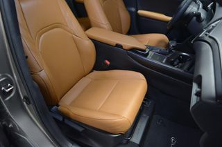 LEXUS UX 2.0 250h Premium