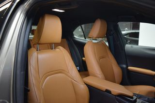 LEXUS UX 2.0 250h Premium