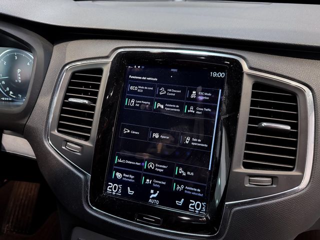 VOLVO XC90 2.0 D5 AWD Momentum C Auto