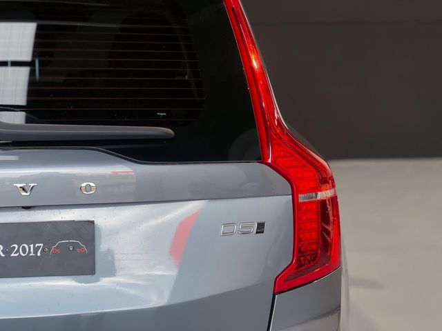 VOLVO XC90 2.0 D5 AWD Momentum C Auto