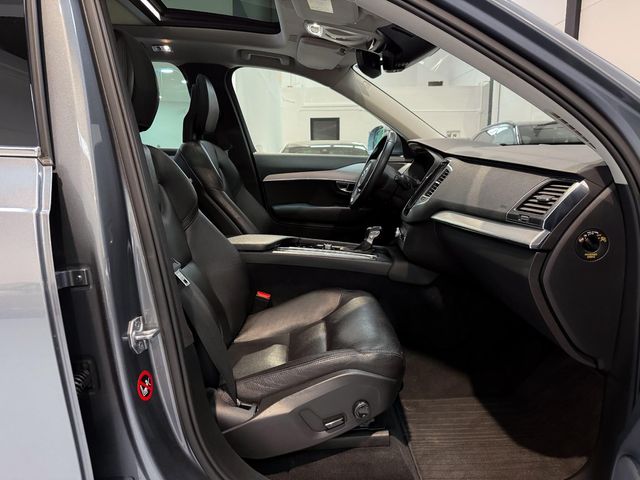 VOLVO XC90 2.0 D5 AWD Momentum C Auto