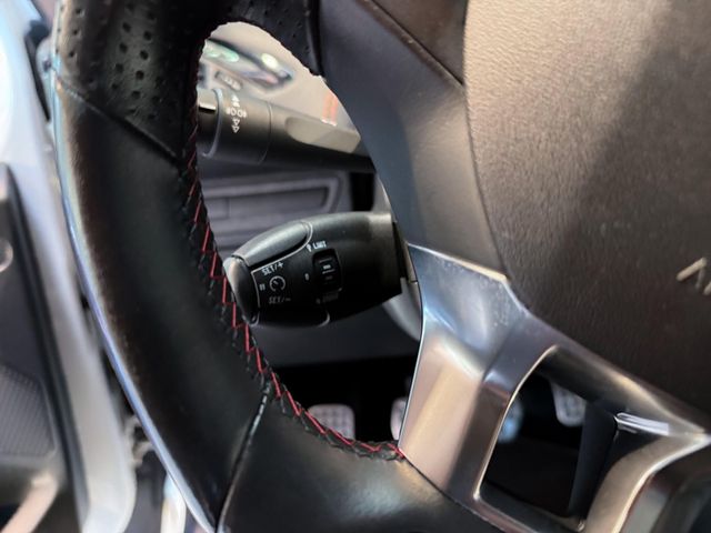 PEUGEOT 208 GTi 200cv