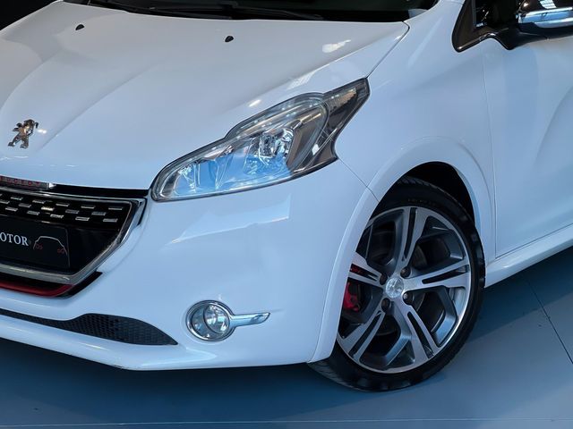 PEUGEOT 208 GTi 200cv