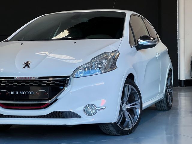 PEUGEOT 208 GTi 200cv