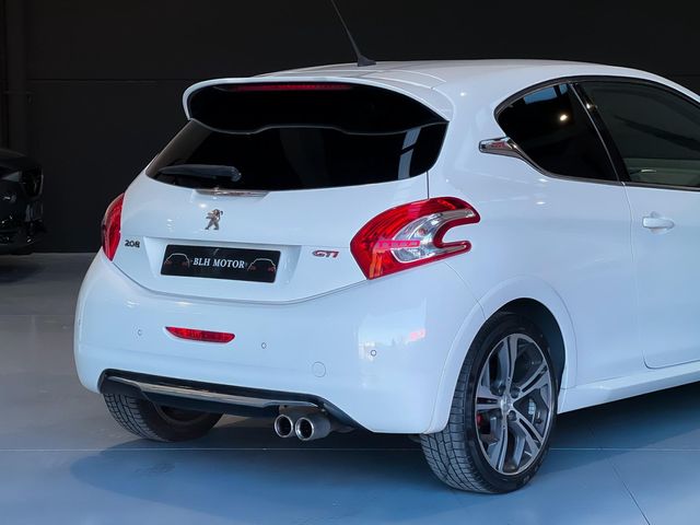 PEUGEOT 208 GTi 200cv