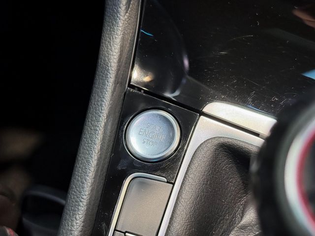 VOLKSWAGEN Golf GTI 2.0 TSI 169kW (230CV)