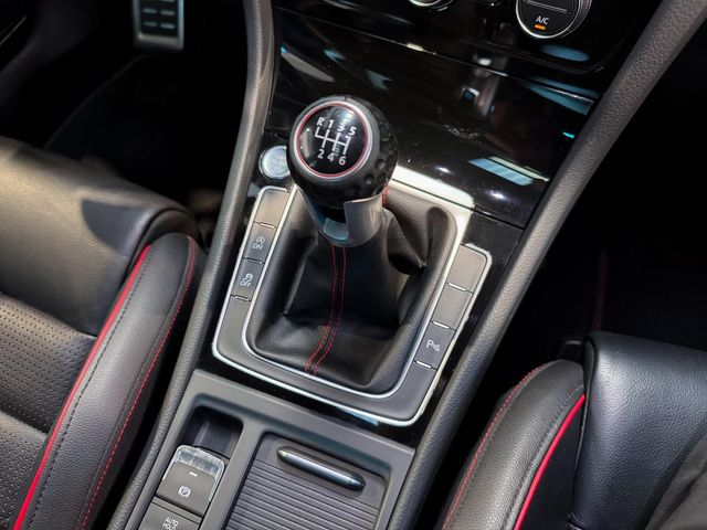 VOLKSWAGEN Golf GTI 2.0 TSI 169kW (230CV)