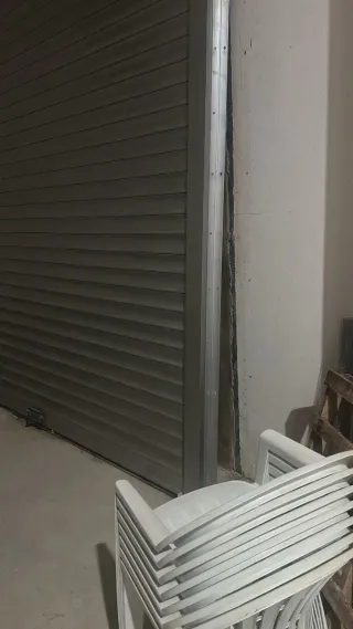 Puerta reforzada garaje/nave industrial