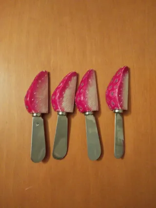 Set di 4 coltelli da burro vintage