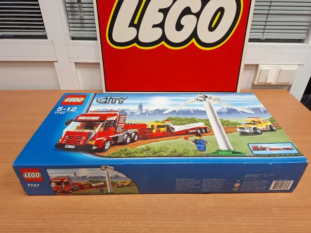 TRASPORTO CON TURBINA EOLICA LEGO CITY 7747 (2009)