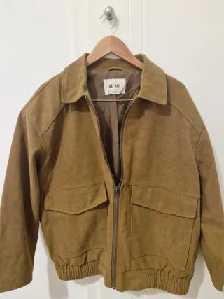 Chaqueta nueva efecto ante Stradivarius Talla S