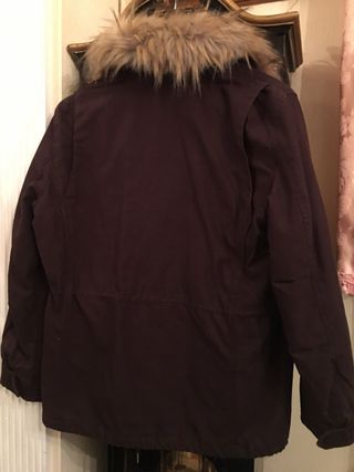 Chaqueta abrigo con cuello de pelo