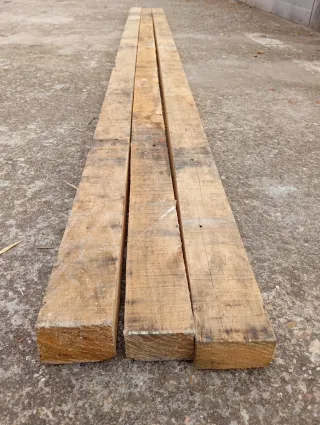 Listones, vigas,  tablas, palets,  de madera