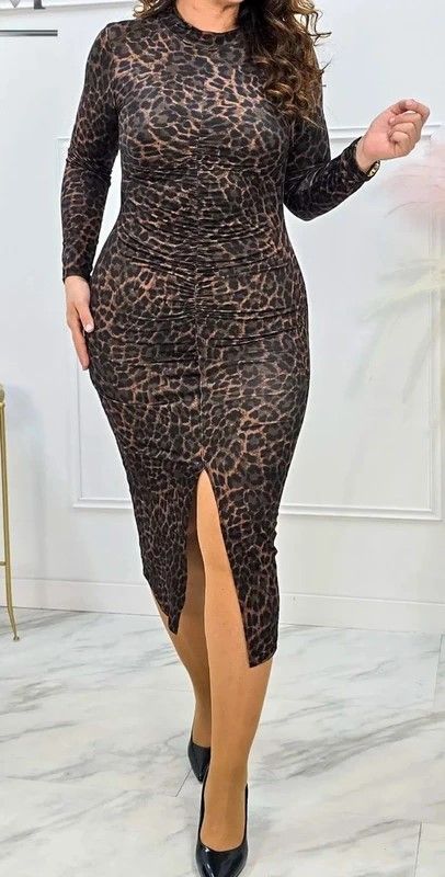 Vestido Morado Terciopelo Circonitas Talla M