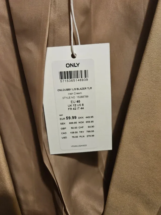 Chaqueta ONLY Beige Talla L/40 Nueva