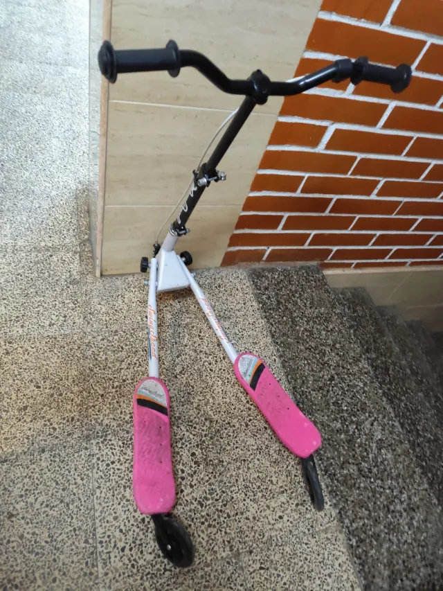 Patinete de doble eje