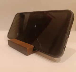 Supporto telefono legno artigianale con intarsio