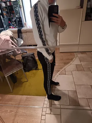 Tuta completa Nike bianca e nera