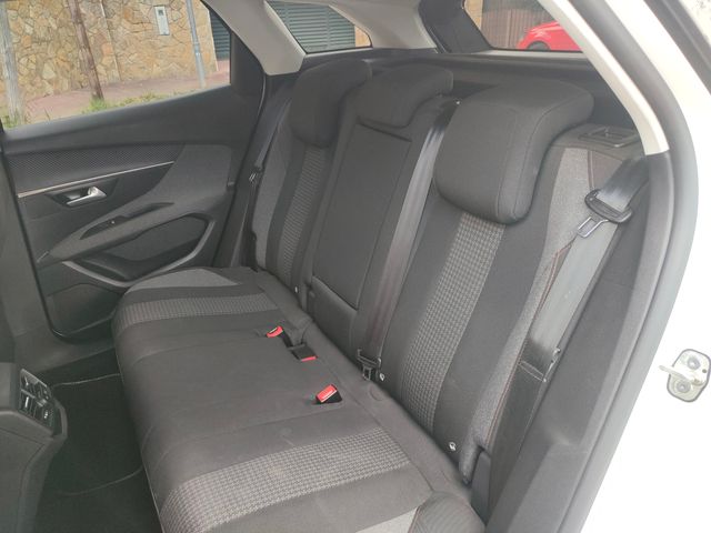 Peugeot 3008 1.5 Blue HDi