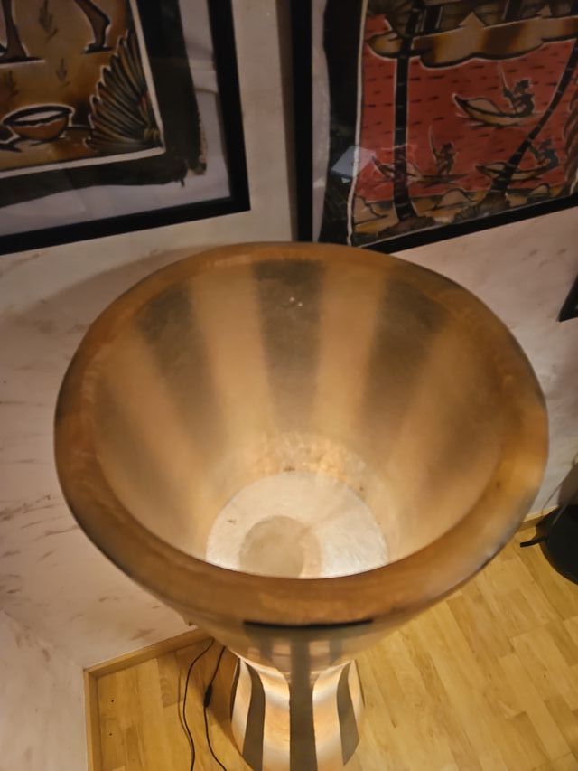 Lámpara de Pie Rayas Doradas y Negras