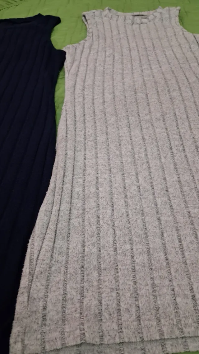 Vestido de punto azul y gris