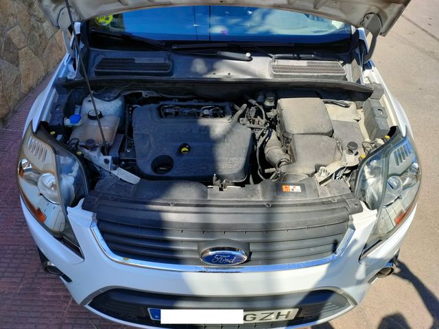 Ford Kuga 4WD