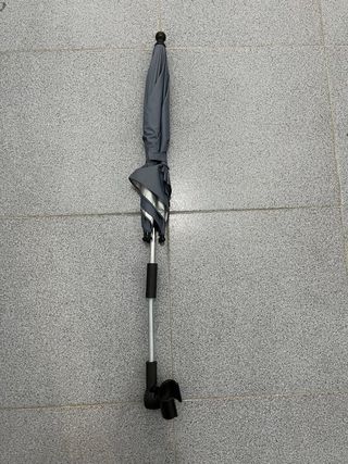 Sombrilla Bugaboo color gris