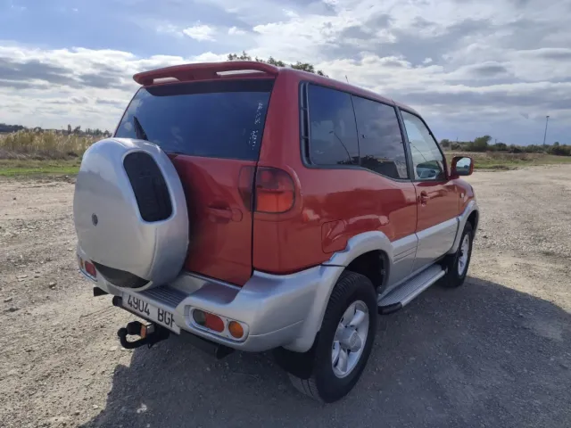 Nissan Terrano II 2001