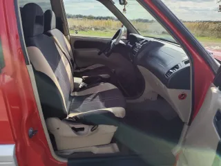 Nissan Terrano II 2001