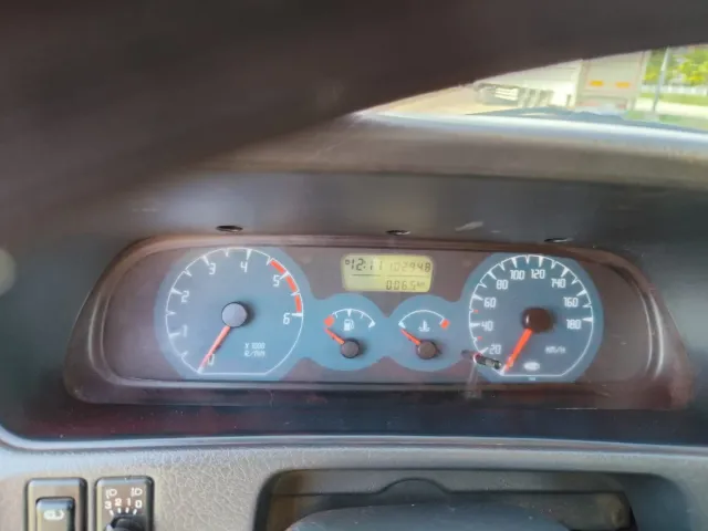 Nissan Terrano II 2001